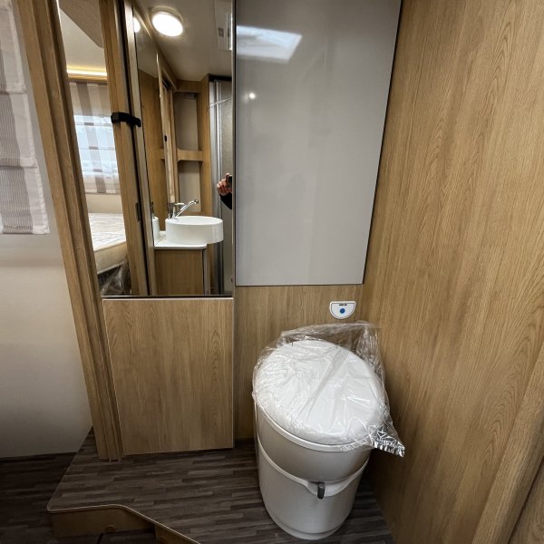 Champion Caravanes et Camping Car MANOA 66 LXT C.I.