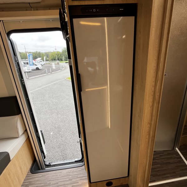 Champion Caravanes et Camping Car MANOA 66 LXT C.I.