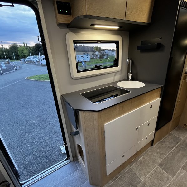 Champion Caravanes et Camping Car COMPACT CX66 Giottiline