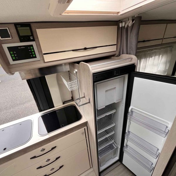 Champion Caravanes et Camping Car FONT VENDOME DUO VAN Font Vendôme