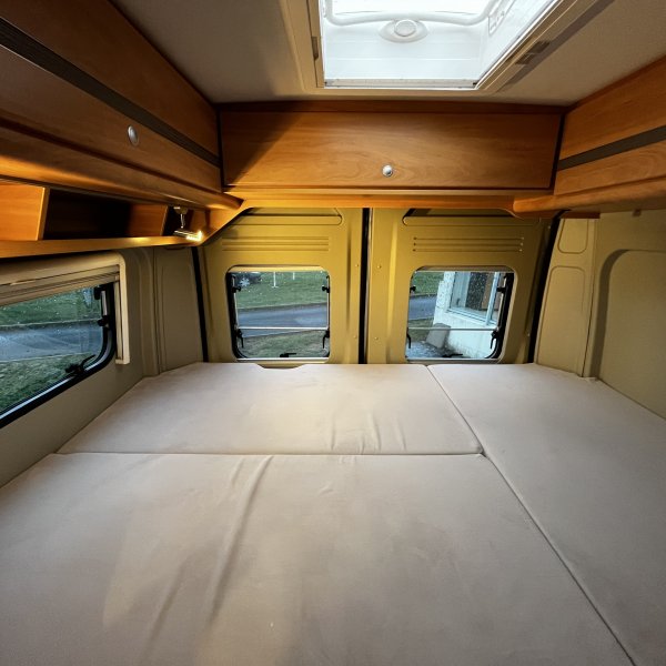 Champion Caravanes et Camping Car 2 WIN PLUS Possl