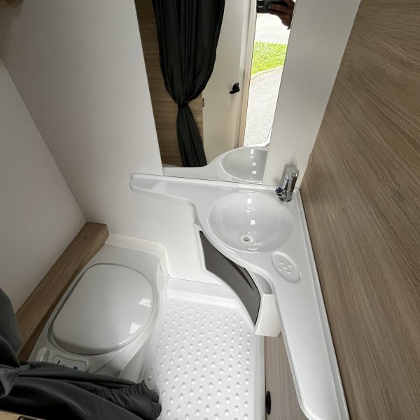 Champion Caravanes et Camping Car EASY 460 CP Sterckeman