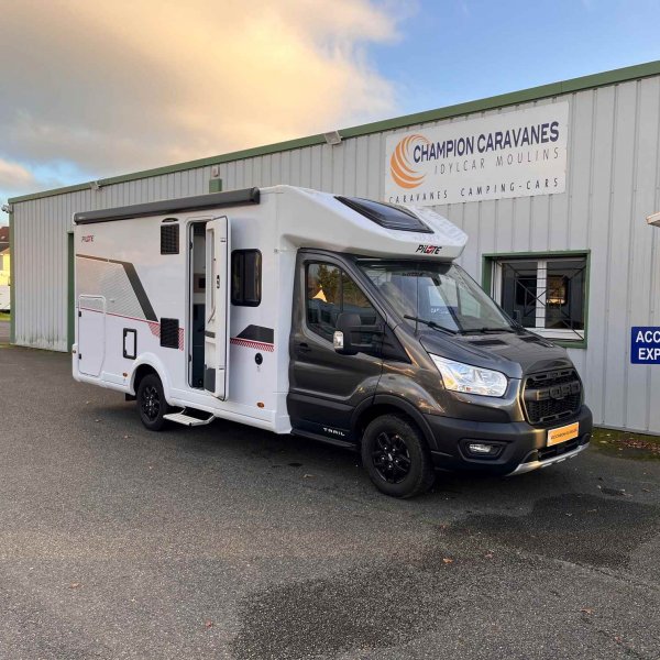 Champion Caravanes et Camping Car PILOTE ATLAS 696 G Pilote