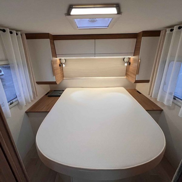 Champion Caravanes et Camping Car PILOTE G 740 FC EVIDENCE Pilote