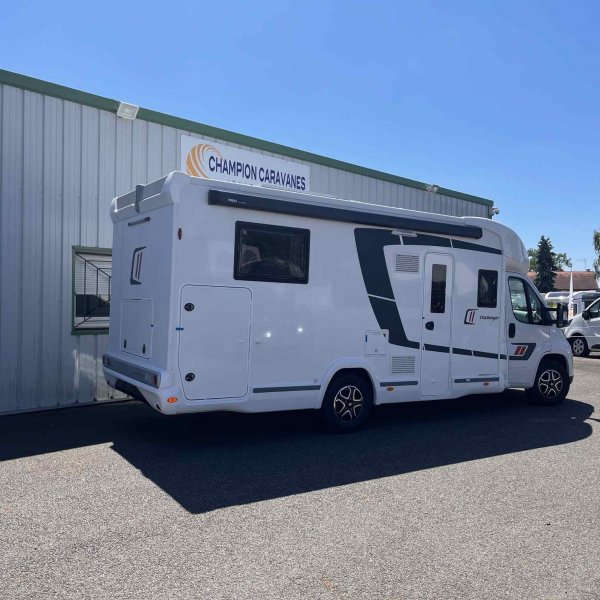 Champion Caravanes et Camping Car CHALLENGER 318 ANNIVERSAIRE Challenger