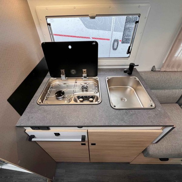 Champion Caravanes et Camping Car CHALLENGER 318 ANNIVERSAIRE Challenger