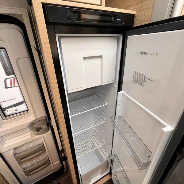 Champion Caravanes et Camping Car CHALLENGER 318 ANNIVERSAIRE Challenger