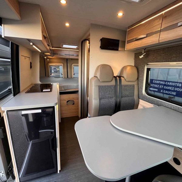 Champion Caravanes et Camping Car DETHLEFFS GLOBETRAIL CVD 600 S Dethleffs