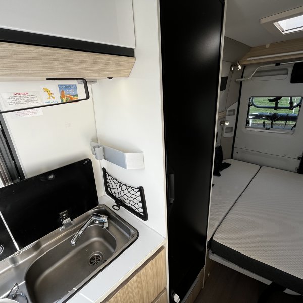 Champion Caravanes et Camping Car TWIN 600 SP FAMILY Adria