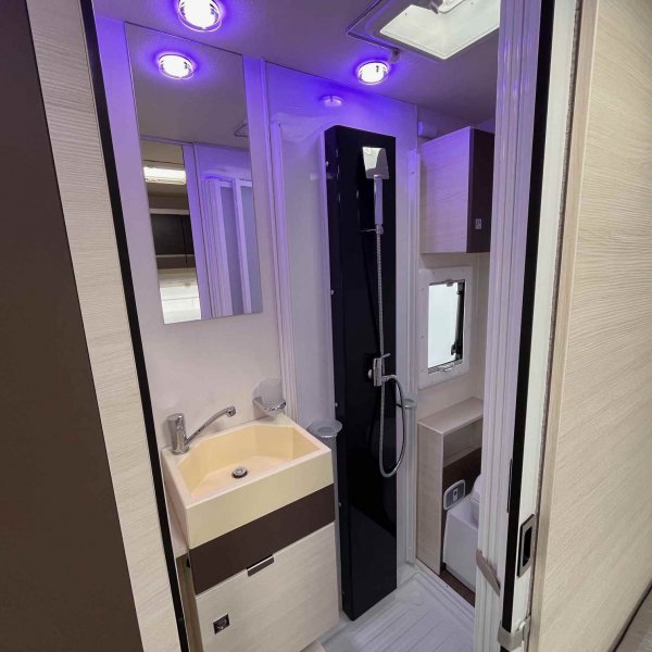 Champion Caravanes et Camping Car GENESIS 275 Challenger