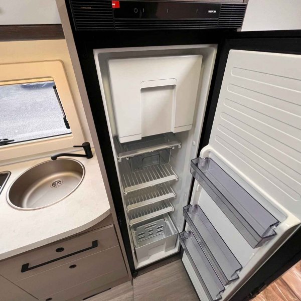 Champion Caravanes et Camping Car TESSORO 425 Benimar