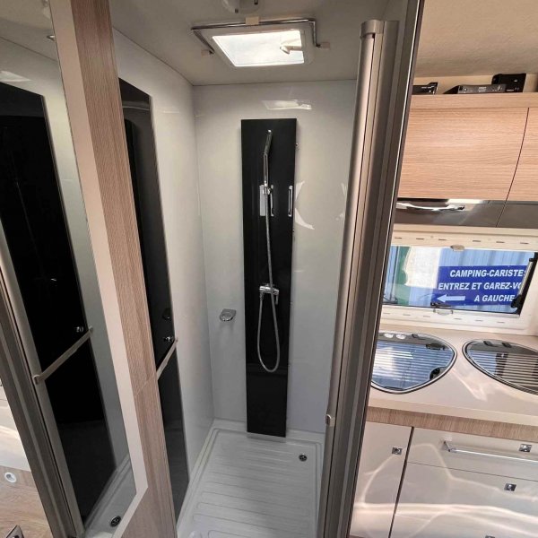 Champion Caravanes et Camping Car GENESIS 290 Challenger