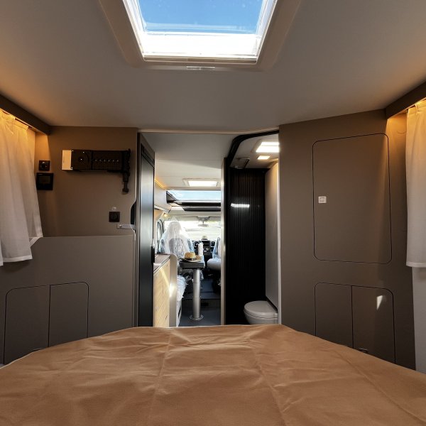 Champion Caravanes et Camping Car COMPACT DC Adria