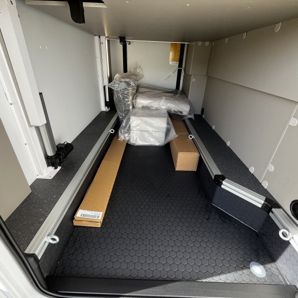 Champion Caravanes et Camping Car COMPACT DC Adria