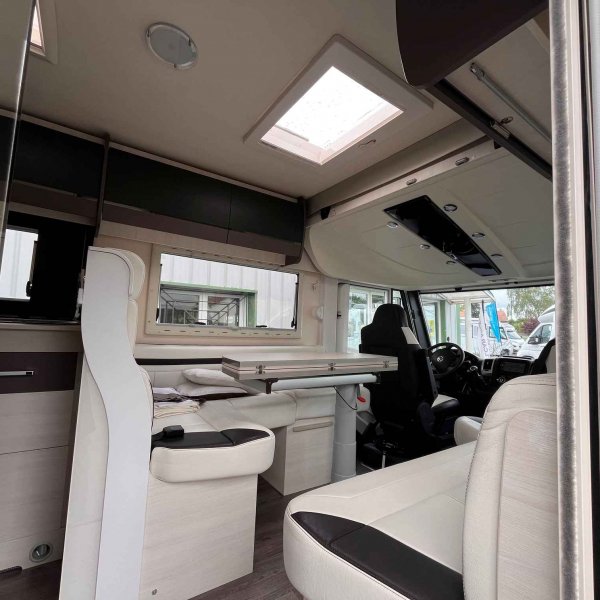 Champion Caravanes et Camping Car CHAUSSON 6010 EXALTIS Chausson