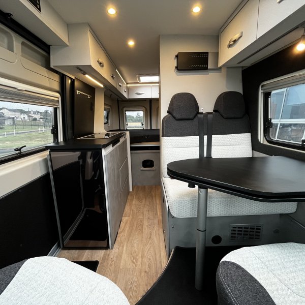 Champion Caravanes et Camping Car FULL 600 Cross Camp