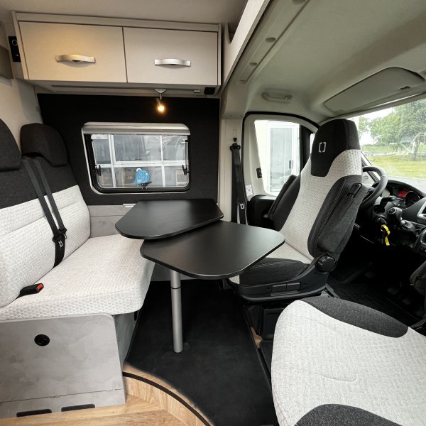 Champion Caravanes et Camping Car FULL 600 Cross Camp