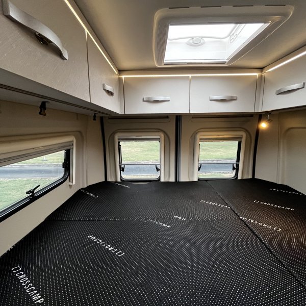 Champion Caravanes et Camping Car FULL 600 Cross Camp