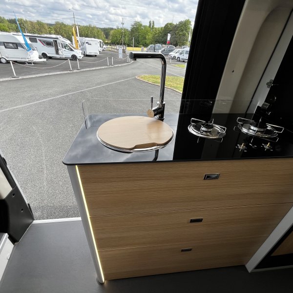 Champion Caravanes et Camping Car DUOVAN SEJOUR Font Vend&ocirc;me
