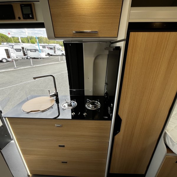 Champion Caravanes et Camping Car DUOVAN SEJOUR Font Vend&ocirc;me