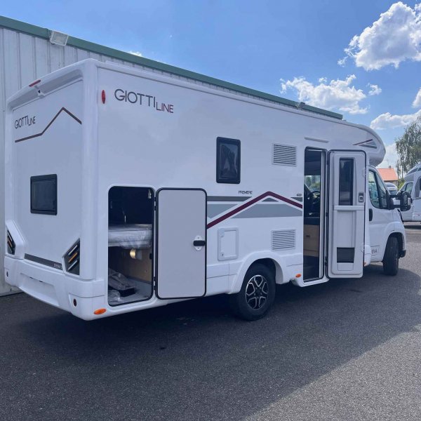 Champion Caravanes et Camping Car GIOTTI LINE SIENA 396 Giottiline