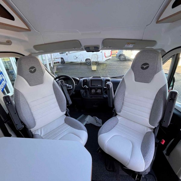 Champion Caravanes et Camping Car V600G - EVIDENCE Pilote