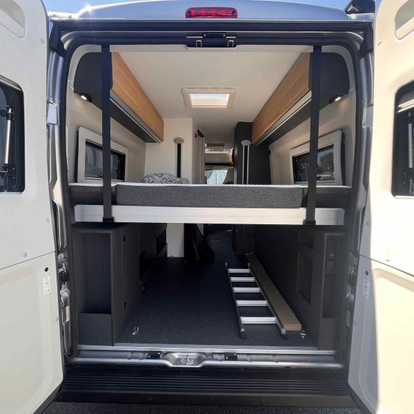 Champion Caravanes et Camping Car TWIN 640 SGX 60 Years Adria